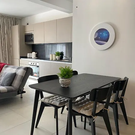 New Stylish Design San Julián